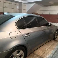 BMW520i