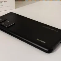 شیائومی 12t pro با حافظهٔ ۲۵۶ گیگابایت