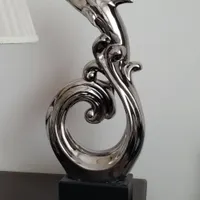 تندیس دلفین مجسمه
