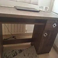 میز تحریر چوبی