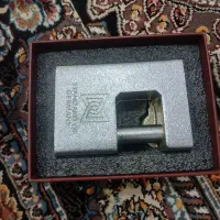 قفل کتابی گیرا