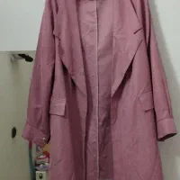 تعدادی مانتو و پالتو