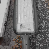 پرژکتور خیابانی