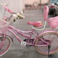 دوچرخه دخترونه.سایز۲۰.خیلی کم استفاده شده.