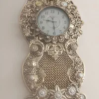 ساعت دیواری