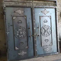 جوشکاری درب وپنجره آهنی جوشکاری