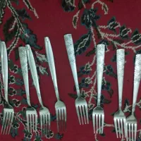 قاشق و چنگال قوری و فنجان نعلبکی|ظروف سرو و پذیرایی|شیراز, گل سرخ|دیوار