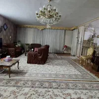 ۱۷۰متر ۴خواب طبقه همکف پرنور کم واحد|فروش آپارتمان|اصفهان, بهارستان|دیوار