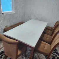 میز ناهار خوری