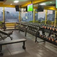 کارگر آقا خدمات باشگاه ورزشی
