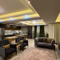 آپارتمان۱۱۵متری/دونبش/پرده خور/فول دیزاین/بی نقص