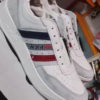 کفش کار و کوهنوردی چرم درجه۱|کیف، کفش، کمربند|کامیاران, |دیوار