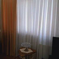 دو عدد شال پرده در حد نو