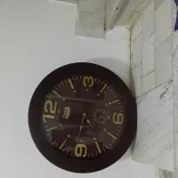 ساعت دیواری