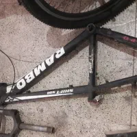 یه دوچرخه ۲۴ و ۲۶ یه دونه هم کوچیکه