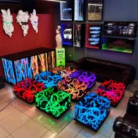 میز دلاری و نئونی ( شرکت نئون و دیزاین اروپایی )