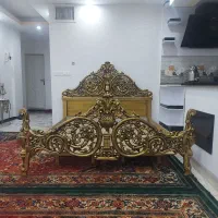 تخت سلطنتی چوبی