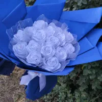 دسته گل رز ماندگار مناسب انواع مناسبتهای خاص|گل مصنوعی|لاهیجان, شهرک فرهنگیان|دیوار
