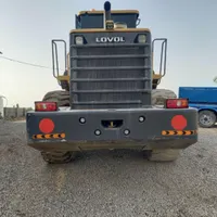 یک دستگاه لودر لوول ۹۵۸