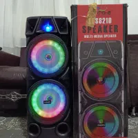 اسپیکر آکبند