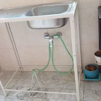 سینک تک لگن تمیز همراه با پایه و درب ورودی زیبا|مصالح و تجهیزات ساختمان|قم, انسجام|دیوار