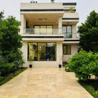 ویلا-دوبلکس-مشجر-و-سندتک-برگ-نور