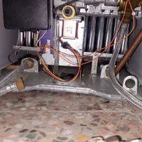 آبگرمکن بوتان|آبگرمکن، پکیج، شوفاژ|کرمانشاه, |دیوار