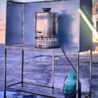 میز بزرگ اهنی