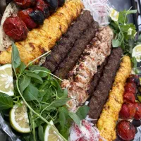 استخدام صندوق دار و کمک اشپز