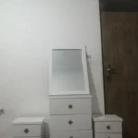 تخت سفید دونفره، دوعدد کفی محکم، اینه،پاتحتی،دراور|تخت و سرویس خواب|یاسوج, |دیوار