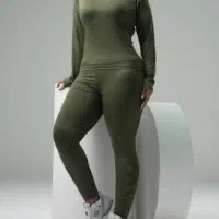 مدل خانم برای عکاسی لباس ورزشی