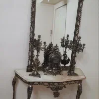 آینده و شمعدان برنز