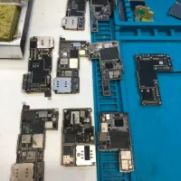 تعمیرات موبایل باضمانت آیفون اندروید|خدمات رایانهای و موبایل|قرچک, زیبا شهر|دیوار