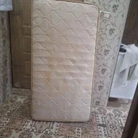 نوزادی بسیارتمیر۹۰در۱۵۰به  کسی جاندارم بیسارتمیز|تشک تختخواب|ارومیه, |دیوار