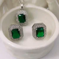 گردنبند مریمی طرح انس ودستبند ونکلیف هدیه روز مادر