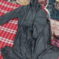 لباس و شلوار بادگیر ضدآب اصل