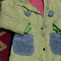 کابشن دخترانه داخل خز درحدنو