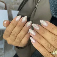 خدمات ناخن|خدمات آرایشگری و زیبایی|شاهینشهر, نظامی|دیوار