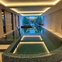 اجرای سرامیک و عایق استخر سونا جکوزی حوضچه