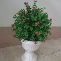 گلدان مصنوعی زیبا