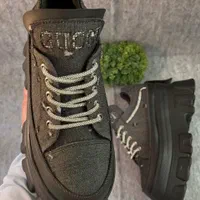 کتونی GUCCI سایزبندی ۳۷تا۴۰ در رنگبندی متنوع|کیف، کفش، کمربند|تهران, بهارستان|دیوار