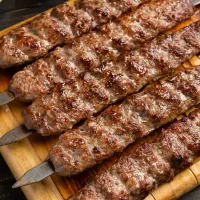 خمیر گوشت کوبیده