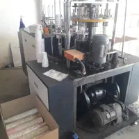 دستگاه لیوان کاغذی