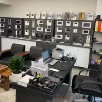 استخدام  همکار خانم کمک در امور مغازه