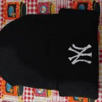 کلاه زمستانی|لباس|بشاریات, |دیوار