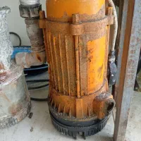 فروش و سیم پیچی وتعمیر انواع پمپ آب وکفکش|سایر لوازم برقی|کیش, |دیوار