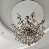 لوستر برنجی اصل|لوستر و چراغ آویز|اصفهان, باغ فدک|دیوار