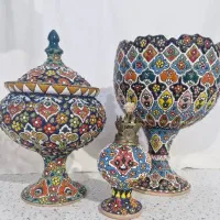 کاسه آجیل و شکلات