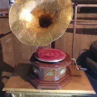 گرامافون کوکی قدیمی سالم گرام