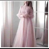 لباس یا پیراهن مجلسی پوشیده